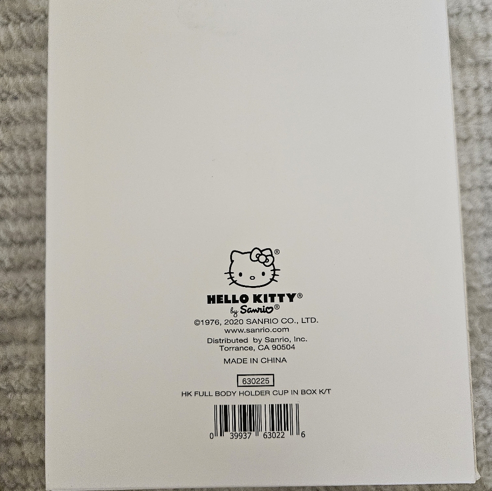 Hello Kitty limited edition 2020 iridescent makeup brush holder - Picture 7 of 7